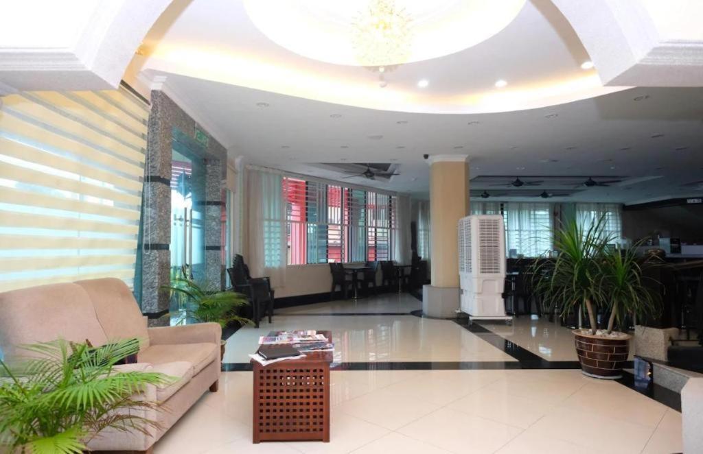 Rayyan Soffea Hotel كوتا بْهارو المظهر الخارجي الصورة