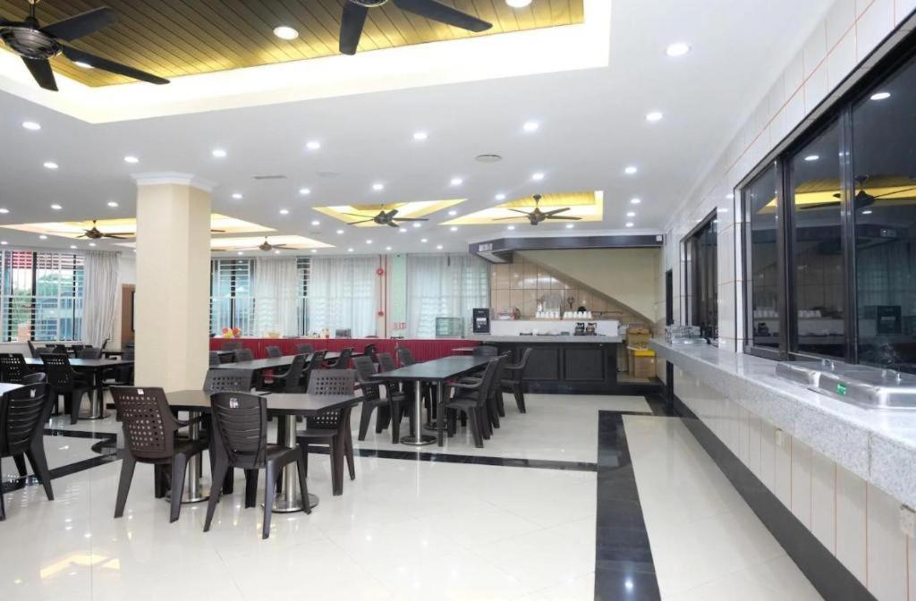 Rayyan Soffea Hotel كوتا بْهارو المظهر الخارجي الصورة
